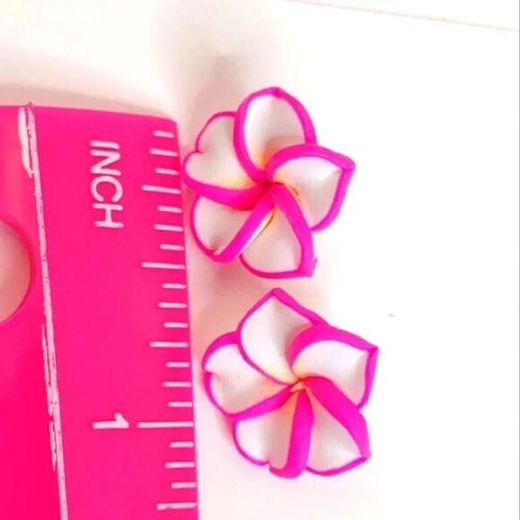 Hawaiian Flower 15mm Mixed Polymer Clay Flower Spacer Loose Beads Lot of 24 - Picture 10 of 10